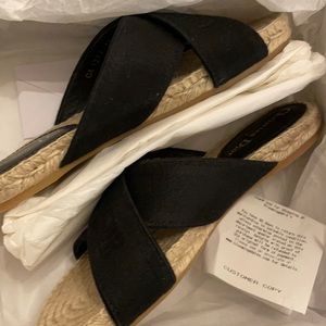 Brand new sold out Dior flats!